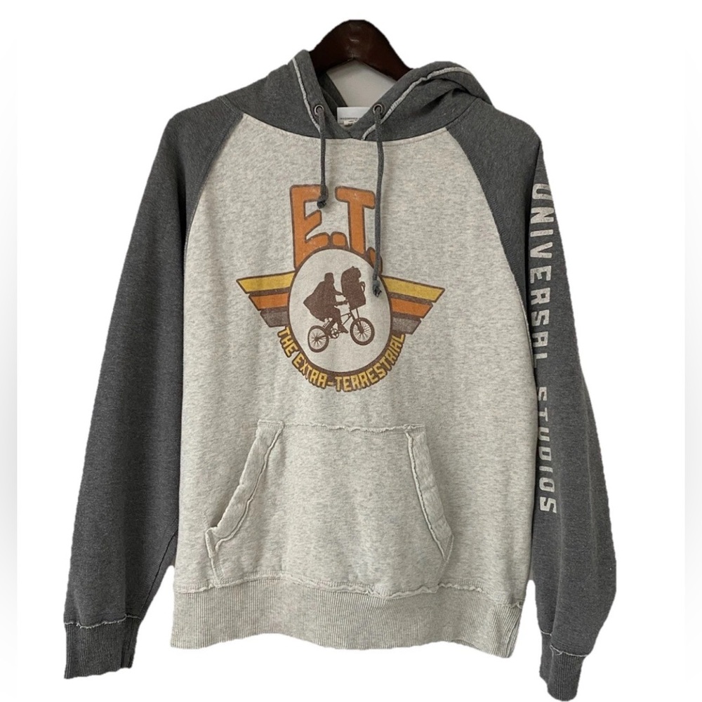 Universal Studios E.T. The Extra-Terrestrial Bike Distressed Hoodie Adult Small